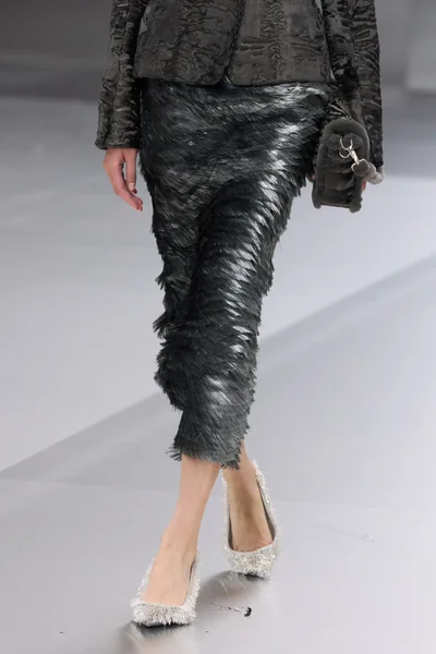 Look 48
